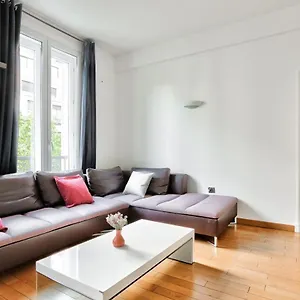 Quartier Champs-elysees 4 Free Netflix Appartamento